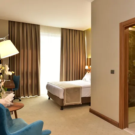 Hotel Vespia 4*